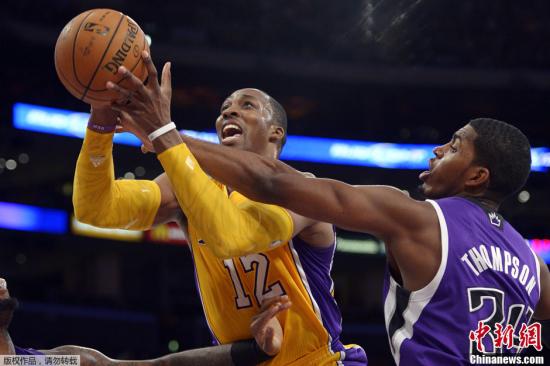 以下是为您创作的30个NBA相关新闻标题(均为20字左右,无指定禁用标点):